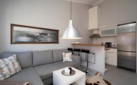 Sunny Bungalow Near The Sea And Petanque Field